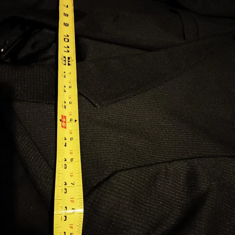 Classic Black Men's Suit - Picture 14 of 15